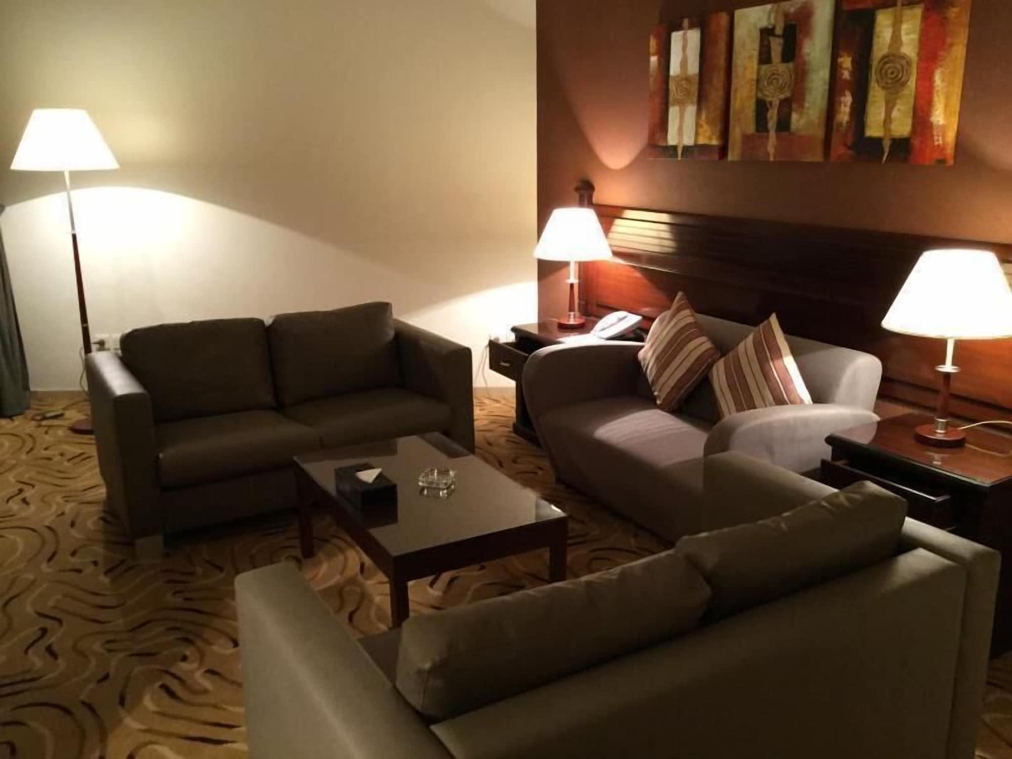 Executives Hotel - Azizia Riyad Extérieur photo