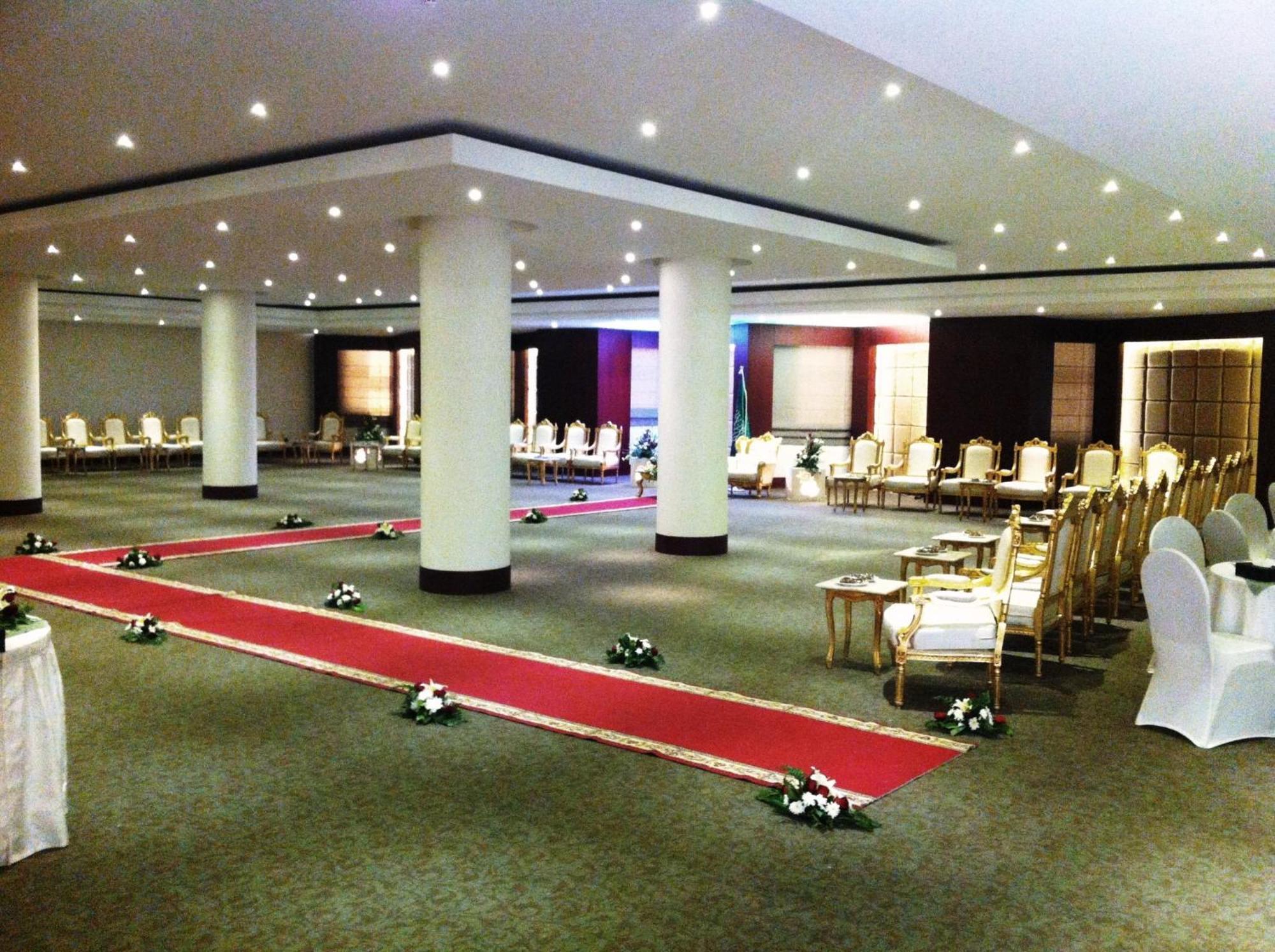Executives Hotel - Azizia Riyad Extérieur photo